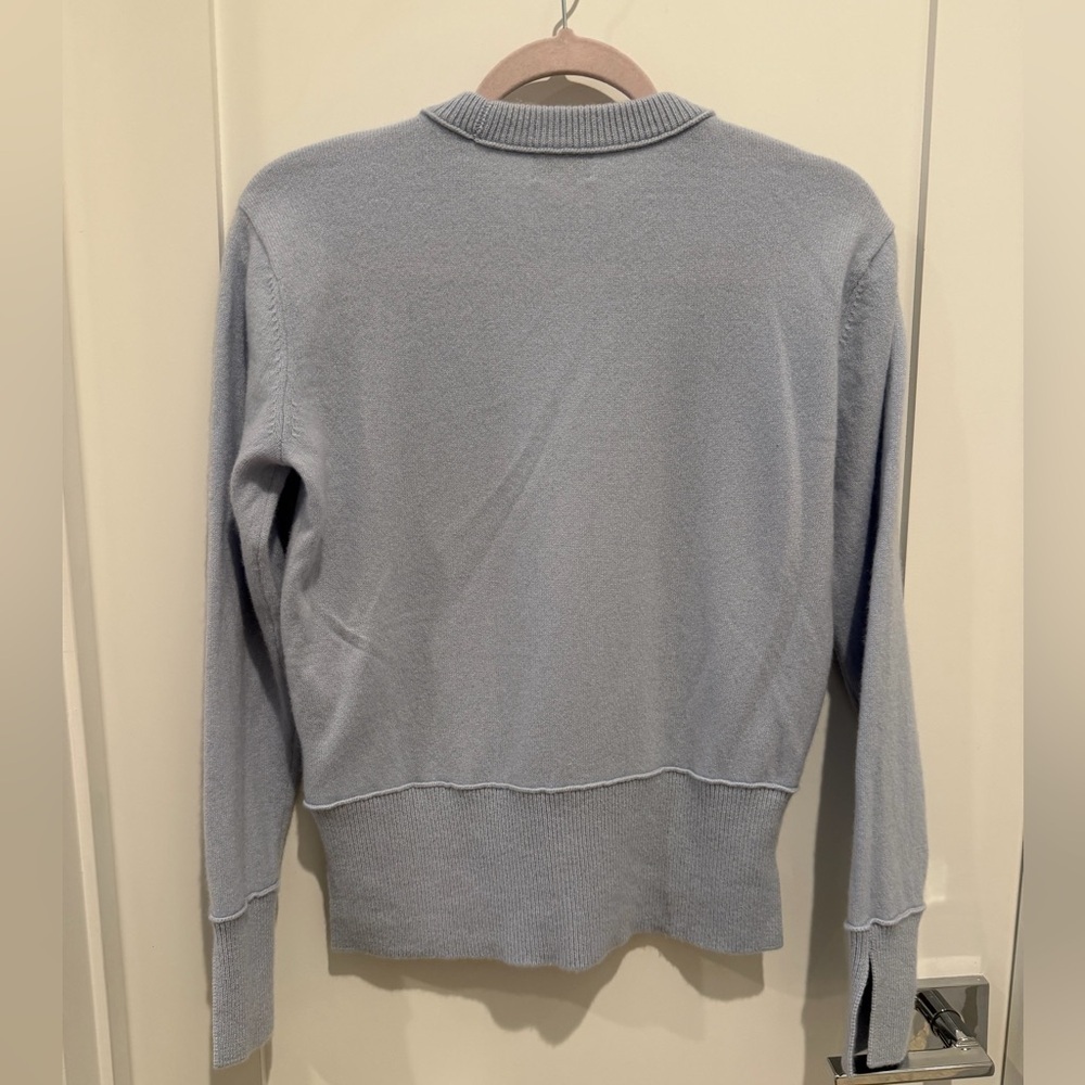 Club Monaco extra Soft Blue Crew Neck cashmere Sweater siz S/P cottage old money - Picture 5 of 5
